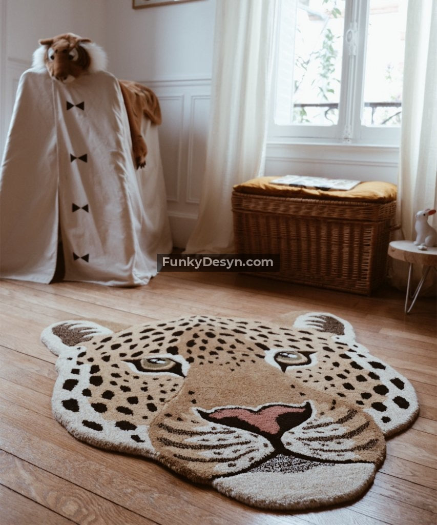 Leopard Head Hand Tufted Rug