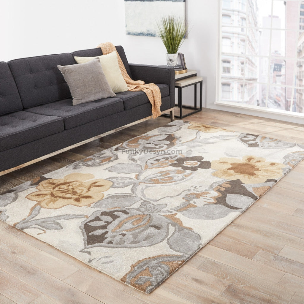 Petal Pusher Handmade Floral Multicolor/White Area Rug